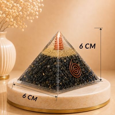 Copper Vastu Pyramid — 6cm